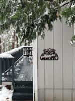 Breckenridge Chalet near Yosemite. Dog friendly! - B&B Groveland