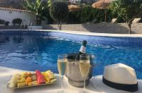 Villa Candela en Benajarafe piscina privada - B&B Benajarafe