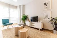 BRIGHT FLAT Parking/Wanda Metropolitano/Airport - B&B Madrid