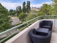 Scandy Appart - T2 cosy tout confort, balcon parking, vue - B&B