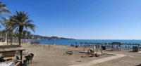 Beach House Apartment, Playa Malagueta - B&B Málaga