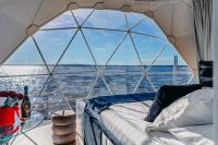 Houseboat Bubble with sauna, jacuzzi and massage chair