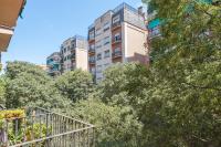 Spacious 3 bed Apt in the heart of Sant Antoni, Barcelona - Chambres d'hôtes Barcelone