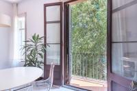Spacious 3 bed Apt in the heart of Sant Antoni, Barcelona - B&B Barcelona