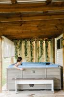 Moonlight Cottage - Your Romantic & Scenic Escape - Bed and Breakfast Sevierville