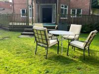 B&B Blaydon-on-Tyne - Beautiful 2 Bed Apt with Hot Tub in Blaydon Burn - Bed and Breakfast Blaydon-on-Tyne