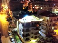 Appartamento con 3 Camere da Letto