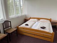 Doppel-/Zweibettzimmer mit Zustellbett