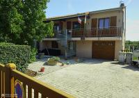 LA BOUVIERE - Ferienwohnung Aulnat