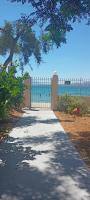 Beachfront 3-bedroom apartment - Ferienwohnung
