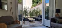 Climatisé en hypercentre, le Nature Zen - Appart avec terrasse entièrement rénové - Netflix - Amazon Prime - - Chambres d'hôtes Surgères
