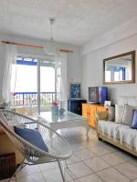 Monicas Amazing Sea view and Pool-view Apt - Ferienwohnung