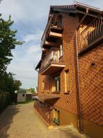 Apartament Biała Flaga z rowerami i podwórkiem 150m do jeziora - B&B