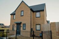 B&B Rotherham - Willow Heights Modern 5-7 Persons/3 Bed Detached - Bed and Breakfast Rotherham