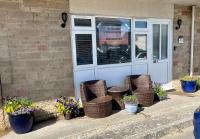 Apartment 49, Ground floor, 2 Bedrooms with parking - B&B