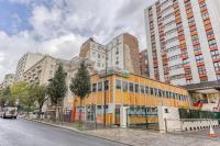 Large and Bright 2 Bdrs Flat with View - Paris 20 - Chambres d’hôtes