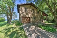 Brocton Escape Skiing, Snowtubing, Hiking! - B&B Brocton