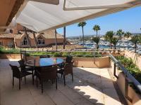 B&B Sotogrande - 3 bedroom Penthouse in Sotogrande Puerto Deportivo - Bed and Breakfast Sotogrande