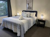 Apartamento de 3 dormitorios con vistas al jardín