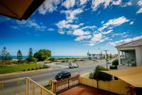 Esplanade Apartments at West Beach - B&B