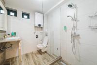 Chambre Lit King-Size avec Balcon