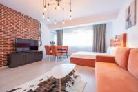 King Studio with Sofa Bed
