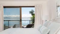 Dutchie's Dream - Glorious Views And Opposite Dutchies Beach - B&B