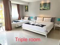 Triple Room with Pool View