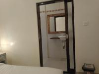 Yanti Guest House - Bed and Breakfast Canggu