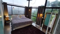 Chambre Lit King-Size - Accessible aux Personnes à Mobilité Réduite