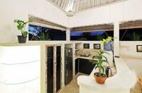 Blue Lagoon Apartment 3br - Ferienwohnung Kuta