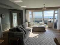 B&B Peacehaven - Sea Facing 2BD Terraced Home - Peacehaven - Bed and Breakfast Peacehaven