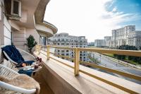 Qult - Monarch - B&B Bucharest