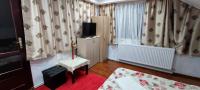Tweepersoonskamer met Gedeelde Badkamer