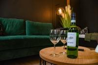 Moderne Ferienwohnung in direkter Nähe zur Uni, Netflix Gratis, WLAN, Waschmaschine, Geschirrspüler, Zentrum, - Ferienwohnung Chemnitz