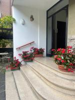 Nuova Casa vacanze nonna Prassede con giardino e posto auto - B&B