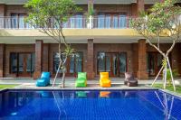Frangipani House and Spa by ecommerceloka - B&B Canggu