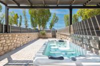 Kimia Luxury Apartments - Ferienwohnung Kolýmpia