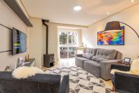 Conforto e charme a 1 quadra da Catedral de Pedra - B&B Canela