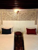 Doppelzimmer mit eigenem externen Bad