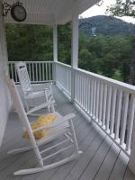 Primrose Cottage - Private Lake, Hot Tub, ATV Trails - B&B Mena