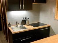 Appartement Rénové à Val Thorens - 4 Pers, 1 Ch + Cabine, Wifi, Skis aux Pieds, Balcon - FR-1-637-44 - Chambres d'hôtes Val Thorens