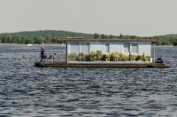 feststehendes Hausboot - Bed and Breakfast Kolonie Zern
