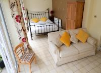 B&B Lexden - Colchester Sunny Studio Apartment with EV Charging Point - Bed and Breakfast Lexden