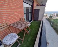 B&B Castro Urdiales - Precioso apartamento con terraza, pistas de padel y piscinas - Bed and Breakfast Castro Urdiales