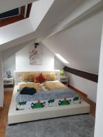 B&B Brussel - 2 Bedroom Apartment with a Rooftop Terrace on 3rd floor - Bed and Breakfast Brussel