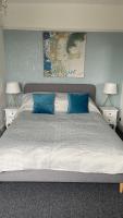 B&B Bexhill-on-Sea - Bexhill Luxury Sea Stay Flat 2 - Bed and Breakfast Bexhill-on-Sea