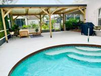 Sandy Oasis 5 bedroom with Pool Sarasota Bradenton - B&B