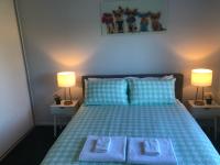 B&B Kingscote - CandE on Samphire - Bed and Breakfast Kingscote