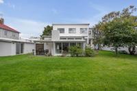 Luxurious Private Villa - B&B Reykjavik